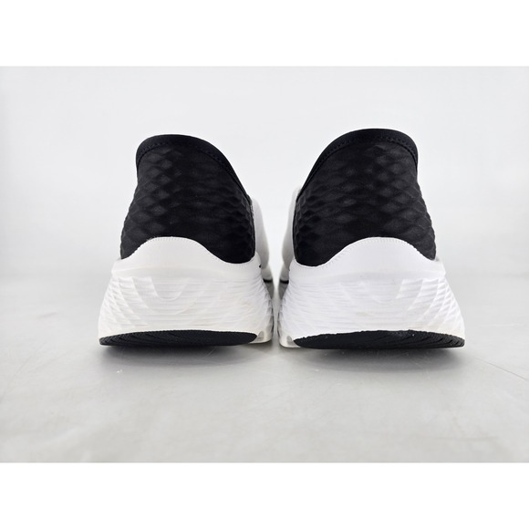 Skechers Max Cushioning Elite 2.0 White Black Womens Athletic Sneaker‎ Sz 9.5